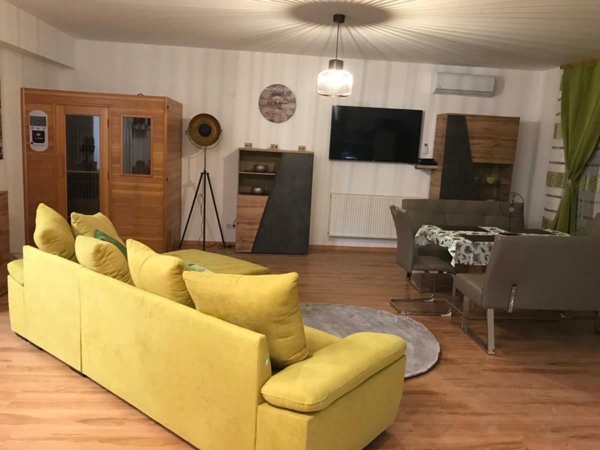 Diamond House Apartment Hajdúszoboszló Екстериор снимка