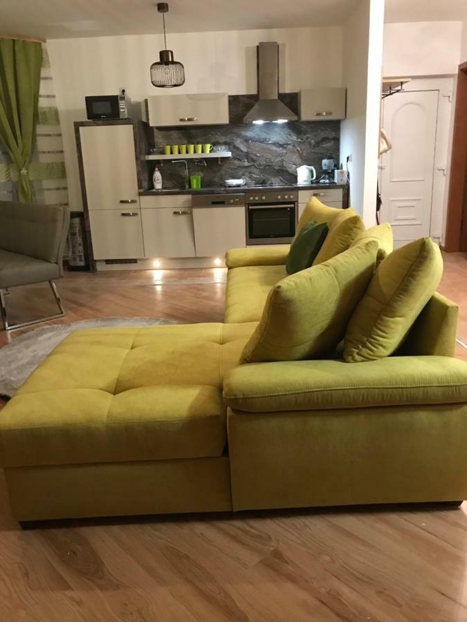 Diamond House Apartment Hajdúszoboszló Екстериор снимка