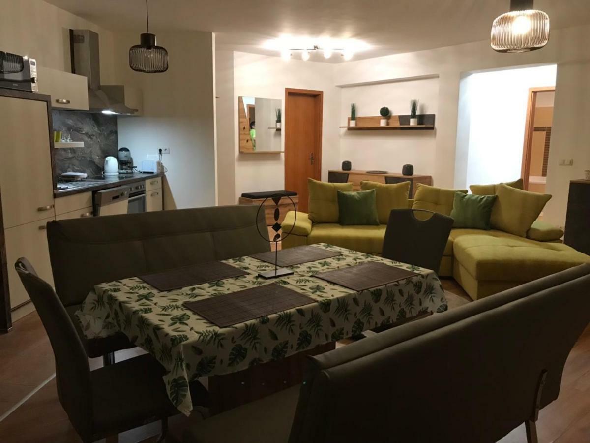 Diamond House Apartment Hajdúszoboszló Екстериор снимка